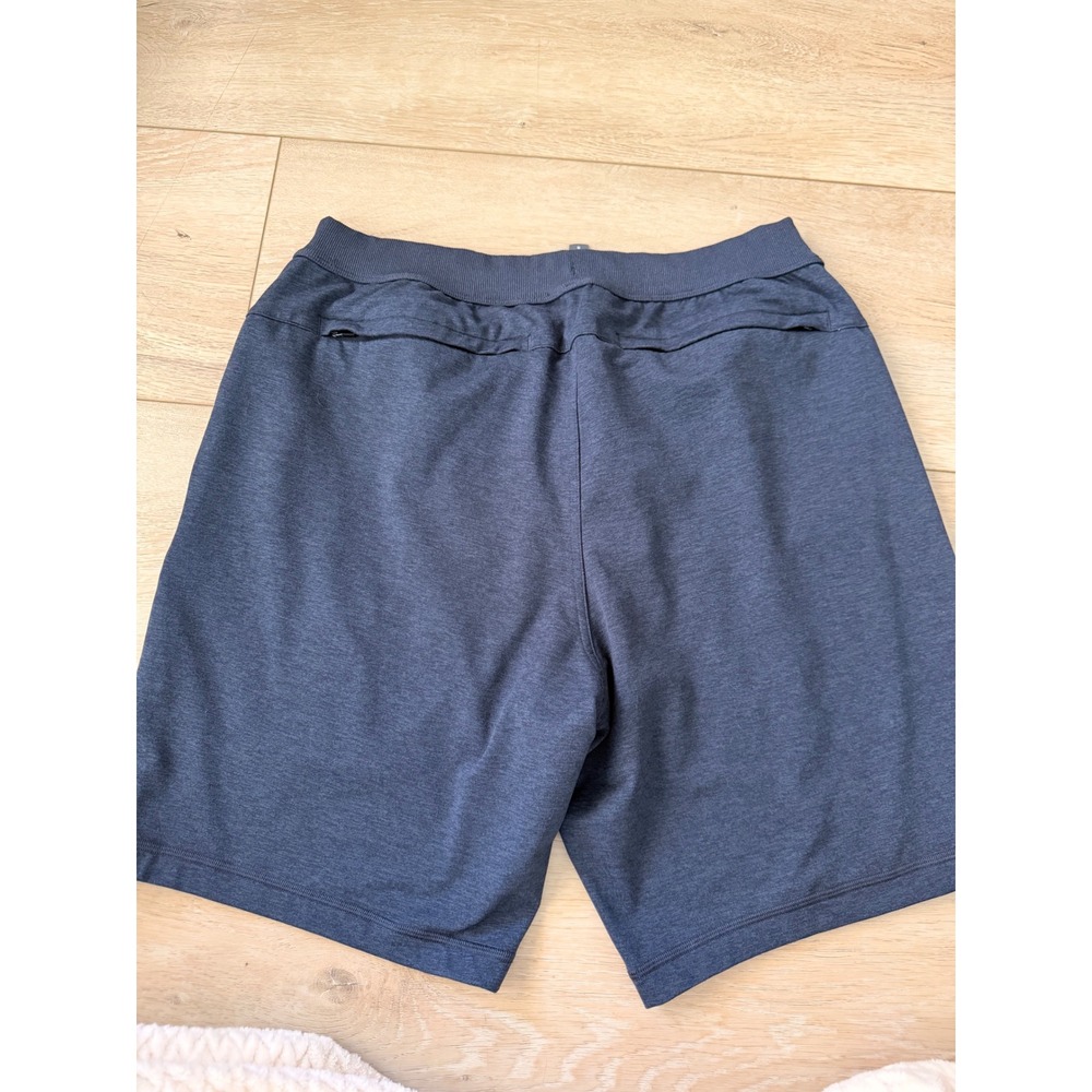 Vuori Ponto Performance Shorts Mens Large Charcoal Heather Blue DreamKnit Gym 7" - Picture 7 of 7